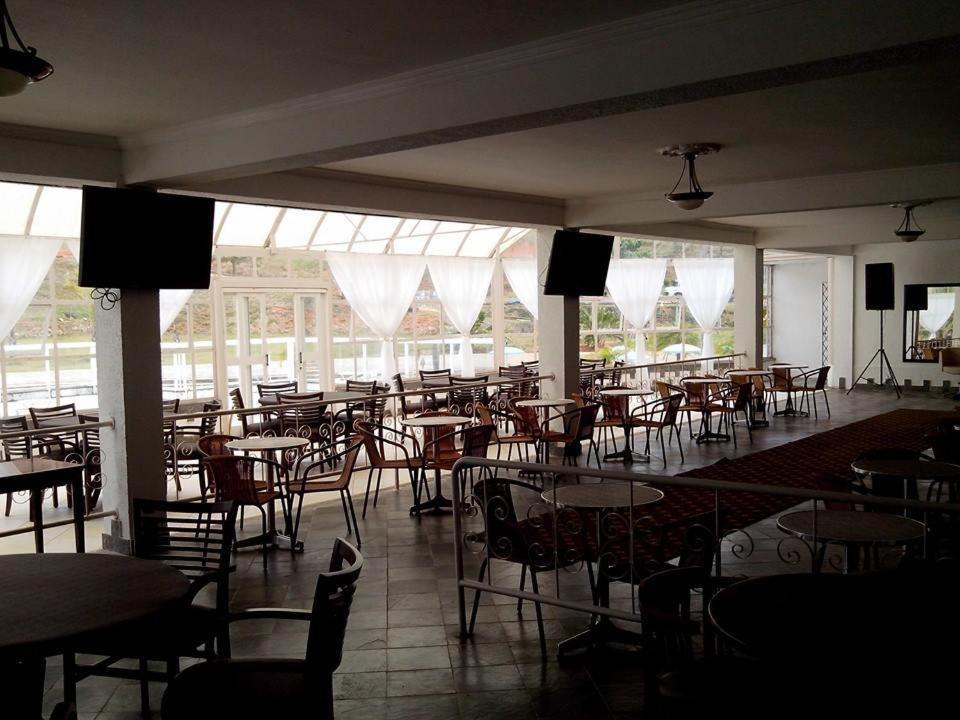 Vale Do Encantado Park Hotel Fazenda Guararema Buitenkant foto